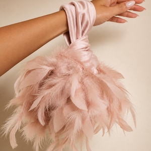 Japansk knut fjäderstil bröllopsgäst brudväska handväska tillfälle kväll brudtärna retro vintage fest rosa struts fluffig brudväska