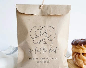 Bolsas de regalo de pretzel personalizadas "We Tied The Knot" - Bolsas de regalo de pretzel marrón kraft para bodas