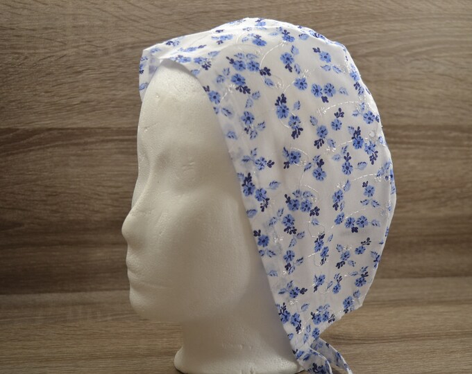 Surgical cap flower, scrub cap, bandana, cosmetic cap, chef's hat, peeling cap, surgical caps, white with flower hole pattern, handmade