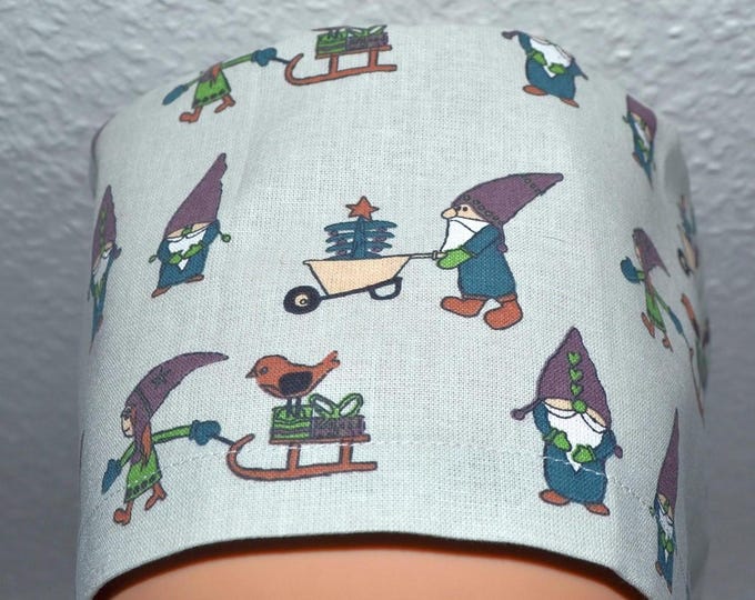 Surgical cap with gnomes, terry cloth band, scrub cap, bandana, cosmetic cap, chef's hat, light green with Christmas gnomes, Christmas surgical caps