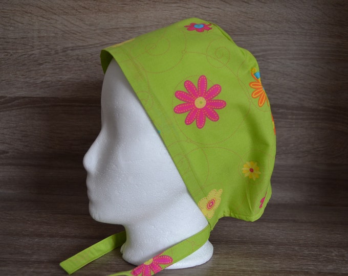 Surgical cap flowers with terry cloth band, scrub cap, bandana, cosmetic cap, chef's hat, peeling cap, surgical caps, green with flowers, handmade