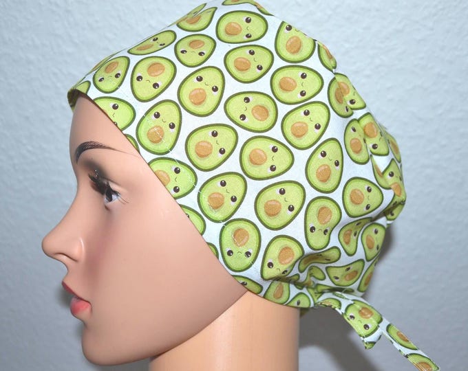 Surgical cap with avocado design, scrub cap, bandana, cosmetic cap, chef's cap, exfoliating cap, beige with cute avocados, surgical cap