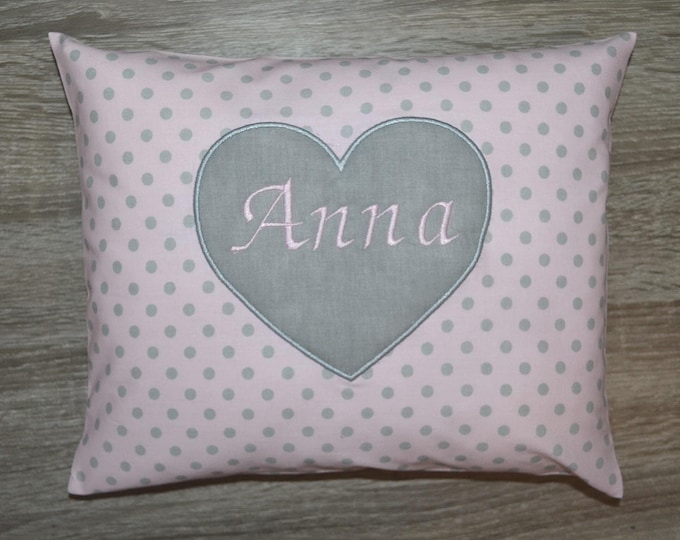 Herzkissen, Kissen mit Herz, Herzkissen mit Namen, individualisiertes Herzkissen, handmade,