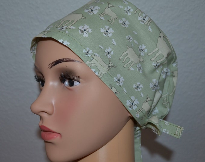 Surgical cap goat, scrub cap, bandana, chef's hat, peeling cap, cosmetic cap, surgical caps, light green with goats, handmade