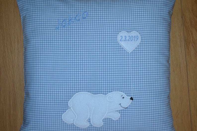 Kissen Eisbär 40x40cm, Eisbärkissen mit Namen, Bärenkissen, Geburtskissen Eisbär, Namenskissen Eisbär, Taufkissen Eisbär, handmade Bild 5