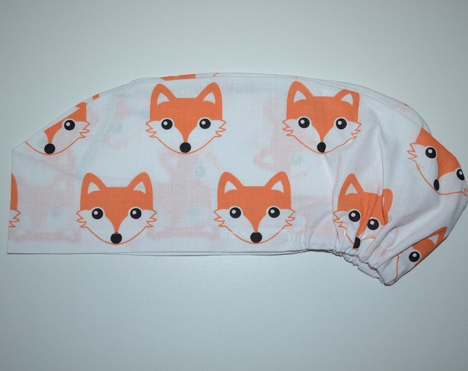 Surgical cap fox with RUBBER BAND, chef's hat, surgical caps, bandana, scrub cap, cosmetic cap, white with foxes, handmade