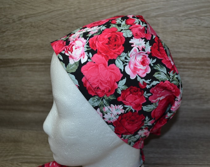Surgical cap rose, scrub cap, bandana, cosmetic cap, cooking cap, peeling cap, black with pink red roses, handmade