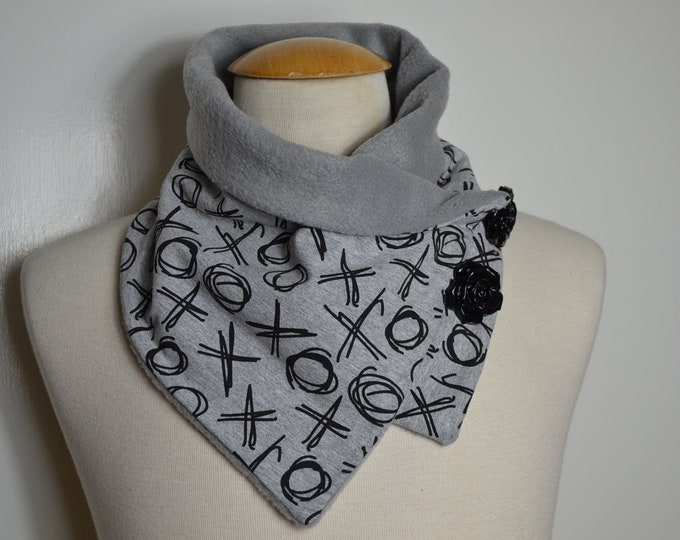 Button loop tic-tac-toe, button loops, loops, scarf, scarf with rose buttons, cotton jersey gray fleece, button loop checks, loop, handmade