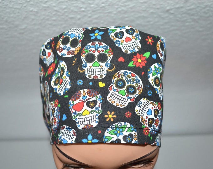 Surgical cap skull, scrub cap, cosmetic cap, cooking cap, bandana, peeling cap, surgical caps, black with skulls, handmade