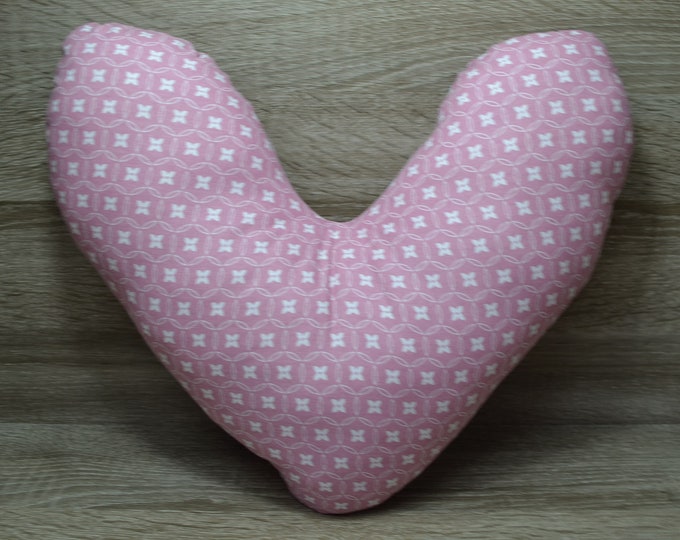 Heart pillow, chest heart pillow, mastectomy pillow, forearm pillow, breast surgery pillow, old pink with flowers, handmade