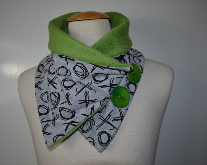 Button loop tic-tac-toe, button loops, loops, scarf, scarf with buttons, cotton jersey green fleece, button loop checks, loop, handmade