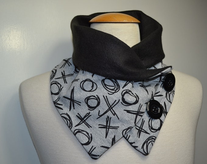 Button loop tic-tac-toe, button loops, loops, scarf, scarf with buttons, cotton jersey black fleece, button loop checks, loop, handmade