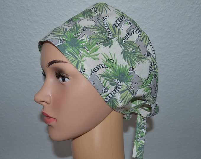 Surgical cap lemurs with terry cloth band, scrub cap, cosmetic cap, cooking cap, bandana, peeling cap, beige with ring-tailed lemurs, handmade