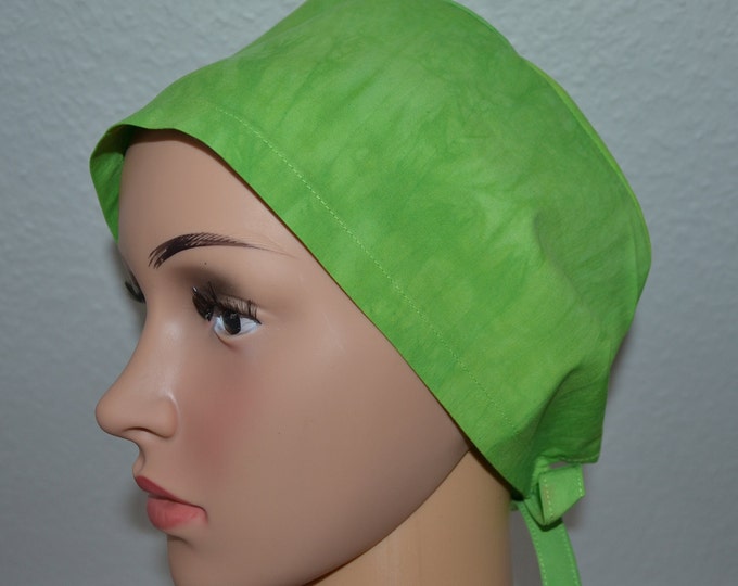 Surgical cap batik, scrub cap, bandana, chef's hat, scrub hat, cosmetic cap, surgical caps, light green batik, handmade