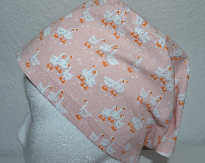 Surgical cap goose, scrub cap, bandana, cosmetic cap, chef's hat, peeling cap, surgical caps, old pink with geese, handmade