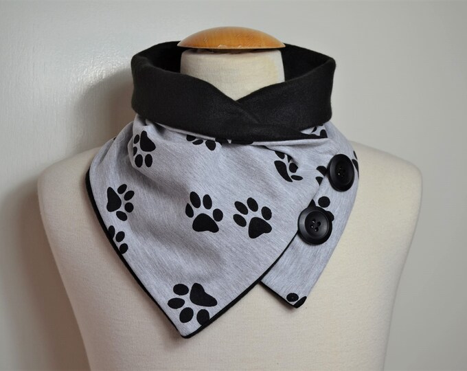 Button loop paw, button loops, loops, scarf, cotton jersey and black fleece, button loop paws, wrap scarf, winter scarf, loop, handmade