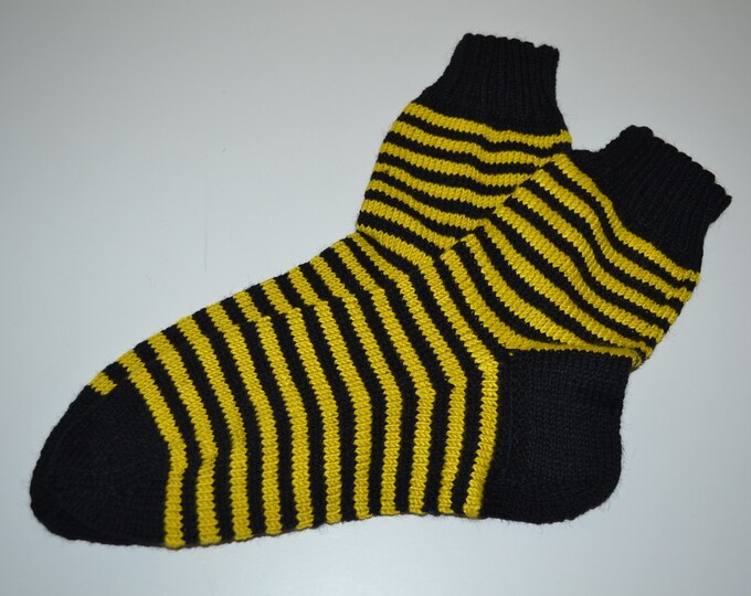 hand-knitted wool socks size 38/39, hand-knitted striped socks, patterned socks, wool stockings, knitted stockings, striped socks,
