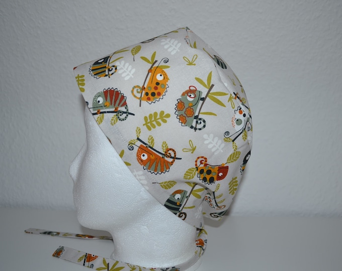 Surgical cap chameleon, scrub cap, bandana, cosmetic cap, chef's hat, peeling cap, surgical caps, beige with chameleon, handmade