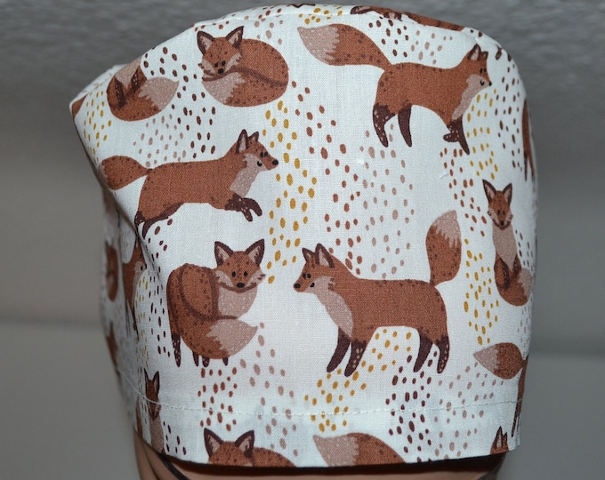 Surgical cap fox, scrub cap, bandana, cosmetic cap, chef's hat, peeling cap, surgical caps, white with foxes, handmade