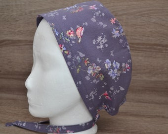 OP-Haube Blumen, Scrub Cap, Bandana , Peelingmütze ,Kochmütze, Kosmetikhaube, OP-Hauben, dunkel grau lila mit Vögeln und Blüten , handmade