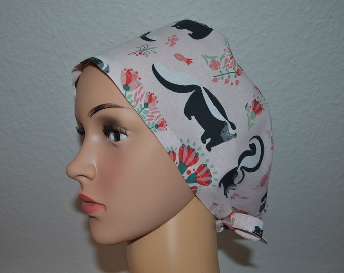 Surgical cap skunk terry cloth band, scrub cap, cosmetic cap, cooking cap, bandana, peeling cap, pink with skunk, handmade