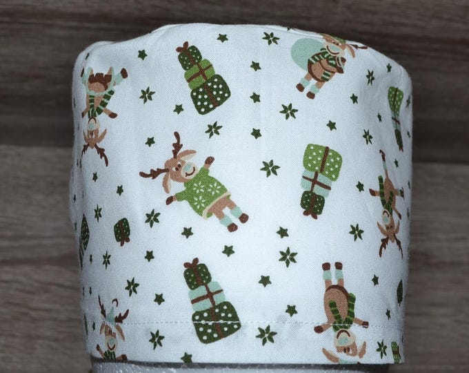 Surgical cap with moose design and terry cloth band, scrub cap, bandana, cosmetic cap, exfoliating cap, white with funny moose, chef's hat, Christmas caps