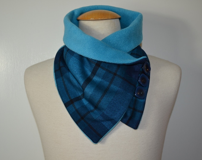 Blue button-up loop scarf, blue and black checkered loop scarf with blue fleece, loops, scarf, wrap scarf, loop winter scarf, scarf with buttons