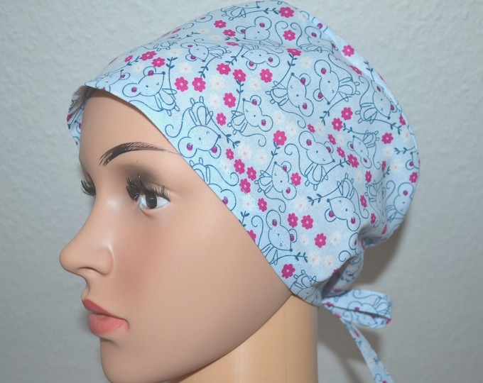 Surgical cap mouse, surgical caps, scrub cap, bandana, cosmetic cap, chef's cap, peeling cap, light blue with mice and flowers, mouse cap, handmade