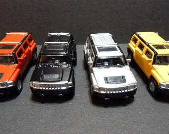1-64 Hummer H3 Diecast Model (4) Color Choices Pull Back Action