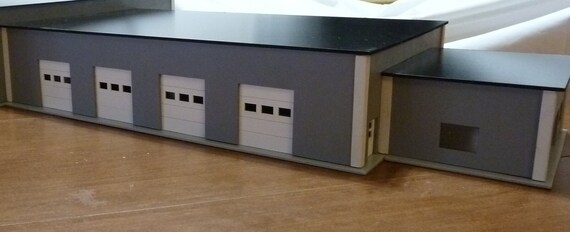 Custom Built Sturdy/quality Multi Car Truck Garage-service