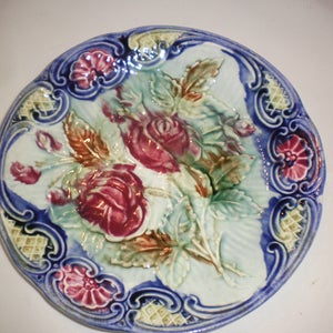 Majolica Dish