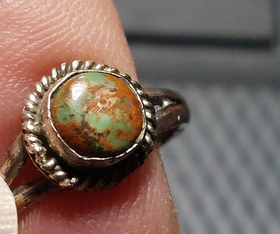 Native American OLD Turquoise Ring - image 1