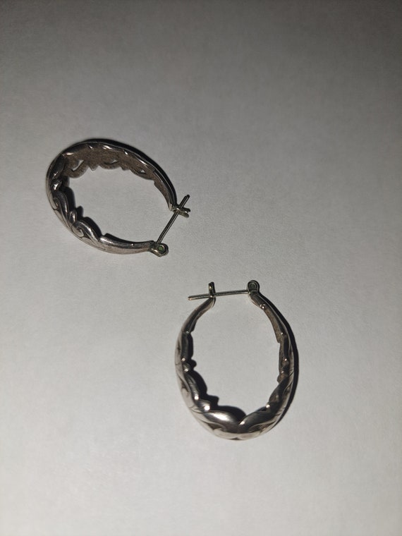Sterling Cutwork Oval Earrings - image 3