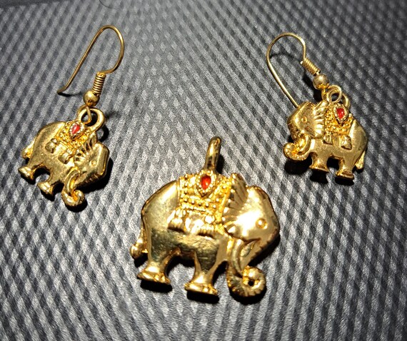 Elephant pendant and earring set - image 1