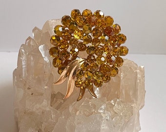 Vintage Crown Trifari © Yellow Topaz Color Briolette Wreath Shaped Brooch Super Sparkly