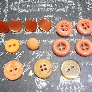Peach Buttons, Plastic Buttons, Shank Buttons, Mixed Lot, Design Button, Sewing Buttons, Vintage Buttons, Orange Buttons, Epsteam