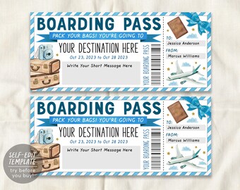 Peut inclure: Un modèle de carte d'embarquement imprimable avec des bordures rayées bleu et blanc, un nœud bleu, un passeport marron, un appareil photo bleu clair, des valises empilées et un avion. Le texte inclut BOARDING PASS, PACK YOUR BAGS! YOU'RE GOING TO, YOUR DESTINATION HERE, Oct 23, 2023 to Oct 28 2023, Write Your Short Message Here, TO: Jessica Anderson, FROM: Marcus Williams, et YOUR BOARDING PASS.