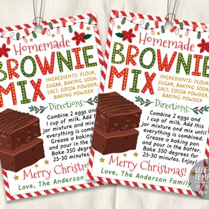 Pode incluir: Dois rótulos de presente imprimíveis com fundo listrado vermelho e branco. Os rótulos apresentam um tema natalino festivo com uma receita de mistura para brownie vermelha e verde. O texto nos rótulos diz "Mistura de brownie caseira" e inclui os ingredientes e as instruções para fazer a mistura. Os rótulos também incluem o texto "Feliz Natal!" e um espaço para uma mensagem personalizada.