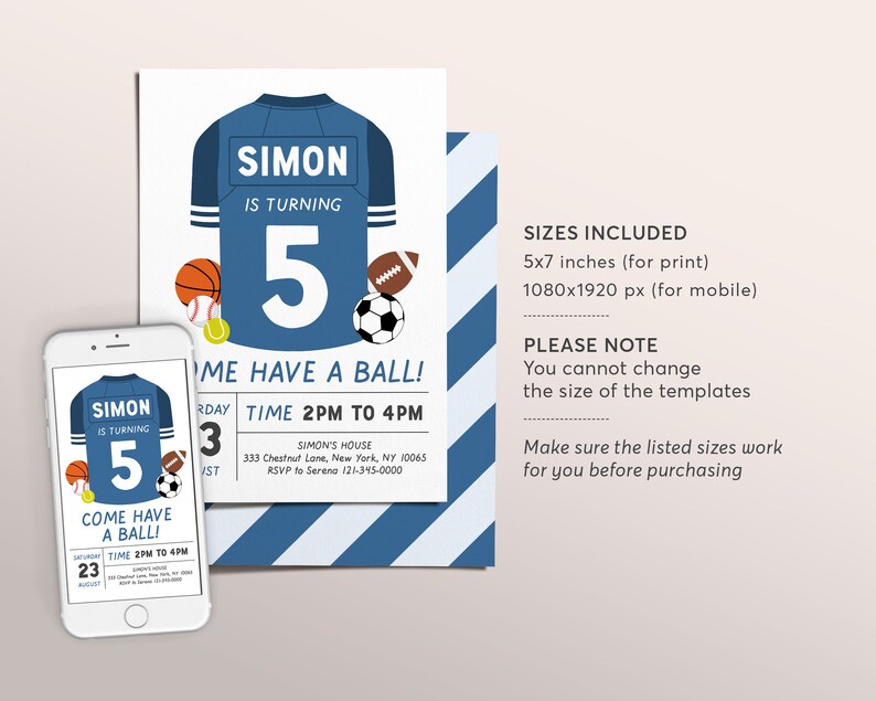 Puede incluir: Invitaci&oacute;n de cumplea&ntilde;os azul con dise&ntilde;o de camiseta, el nombre "SIMON" y el n&uacute;mero "5". Incluye ilustraciones de baloncesto, b&eacute;isbol, tenis, f&uacute;tbol americano y f&uacute;tbol. La invitaci&oacute;n dice "COME HAVE A BALL!"