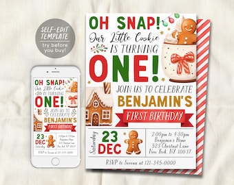 Puede incluir: Una plantilla de invitación para el primer cumpleaños con un hombre de jengibre, una taza de chocolate caliente y una casa de jengibre. El texto dice: OH SNAP! Our Little Cookie IS TURNING ONE! JOIN US TO CELEBRATE BENJAMIN'S FIRST BIRTHDAY. Saturday 23 DEC.