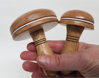 Ensemble de 2 champignons Darning avec bande élastique - champignon en bois speedweve raccommodage kit reprise champignons broderie oeuf Boro Sashiko