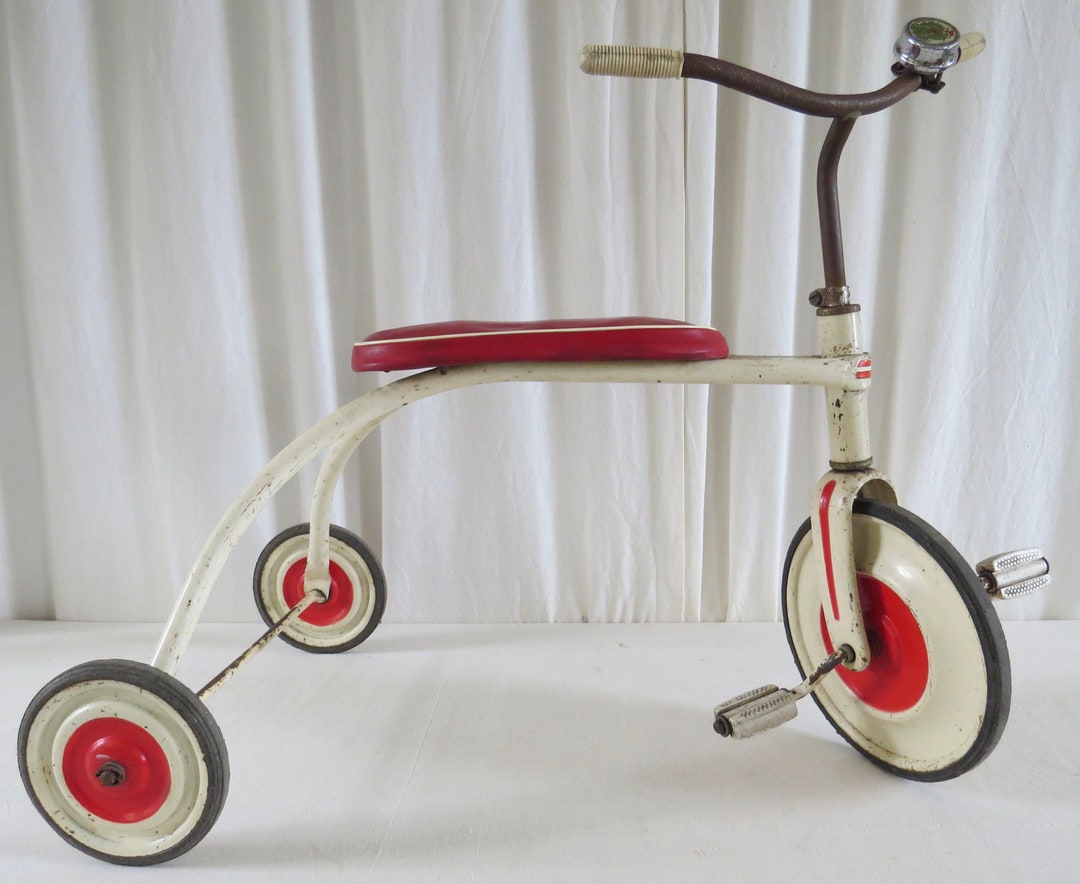 Retro Vintage Child's Tricycle C. 1950's Toy Bike / Collectable Toys