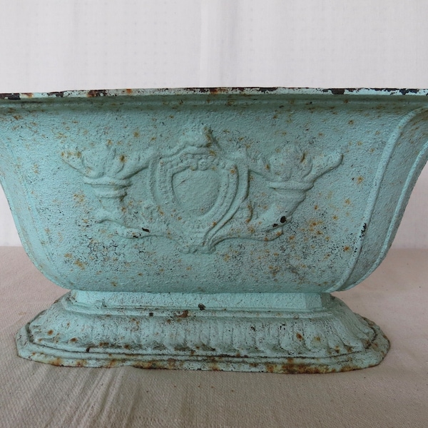 ANTIQUE PLANTER, FRENCH cast iron Early 20th Century.