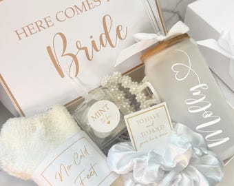 Bride to be Box, Bride Gift Box, Engagement Box, Bride Gift Set, Personalized Bridal Gift, Engagement Gift Box, Bridal Shower Gift Basket