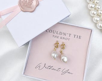 Bridesmaid Proposal Earrings, Tie the Knot Pearl Earrings, Bridesmaid Earrings, Bridesmaid Proposal Gift, Bridal Party Gift