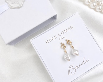 Bride to be Gift, Bride Engagement Gift, Bridal Shower Gift, Bride Jewelry, Pearl Earrings Dangle, Wedding Earrings