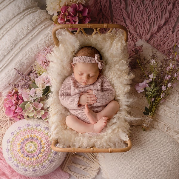 Newborn Digital Backdrop, Newborn Composite, Newborn Digital, Pink boho bed with cream wool