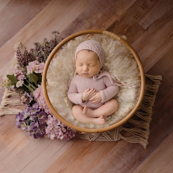 Newborn Digital Backdrop, Newborn Composite, Newborn Digital, Cream basket with flowers