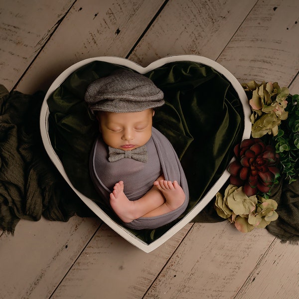 Newborn Digital Backdrop, Newborn Composite, Newborn Digital, shot for brown, green heart bowl on timber, boy digital