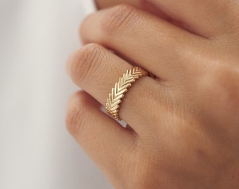 Anillo de oro sólido Chevron de 14k audaz, anillo en forma de V, anillo de declaración único, joyas de oro real, regalo para ella, regalo navideño İdea